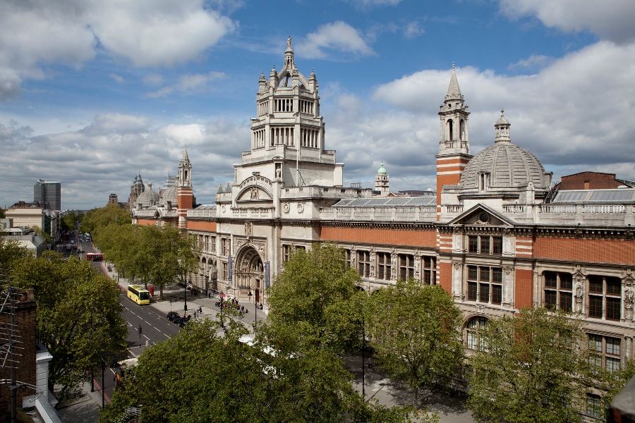 V&A © Victoria and Albert Museum, Londres